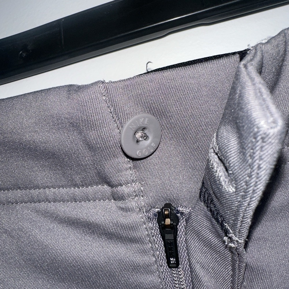 Nike Golf Shorts Standard Dri-Fit Gray Pockets Stretch Men's Size 42 - Picture 4 of 9
